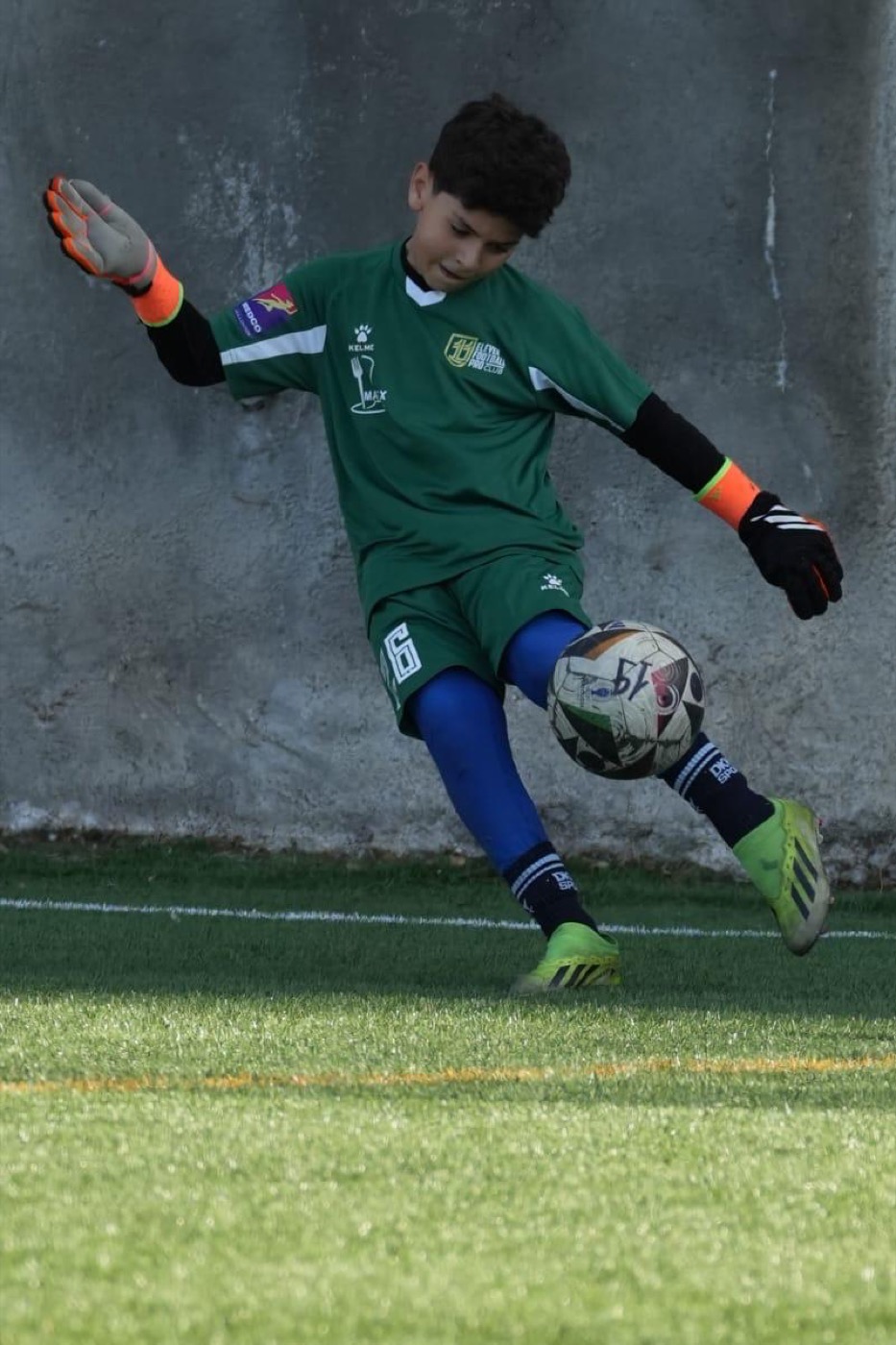Lucas smiling with his teammates